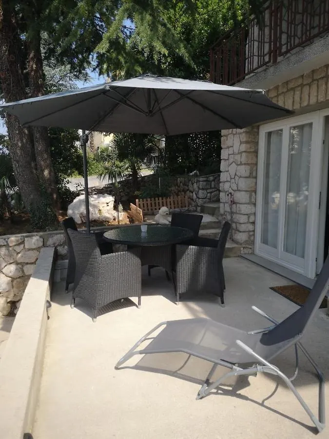 Apartments Netty Dramalj