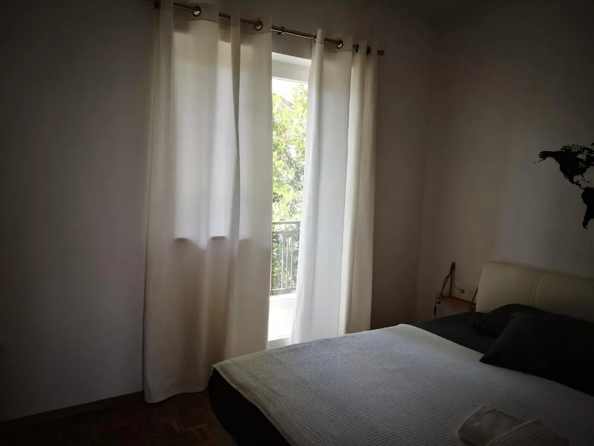 Apartments Netty Dramalj 0*,