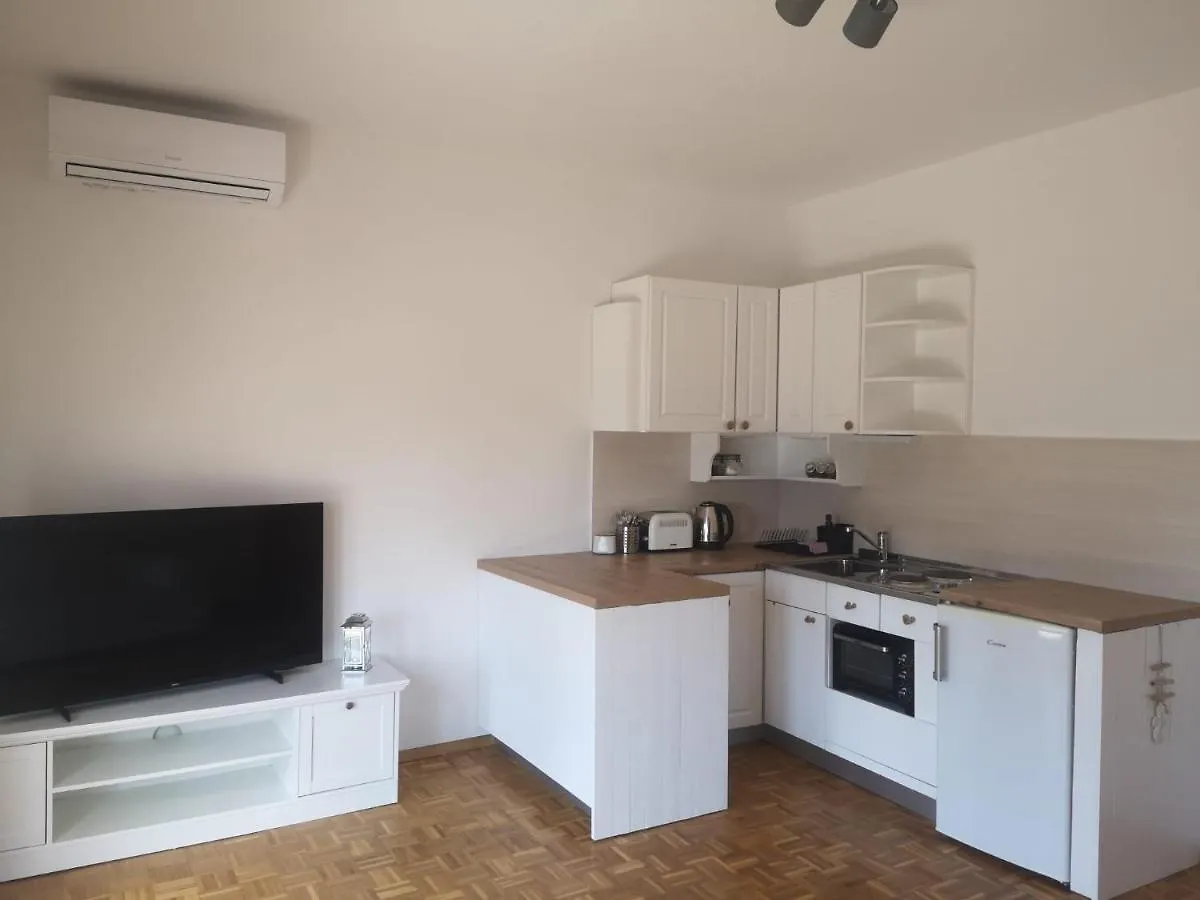 Apartments Netty Dramalj